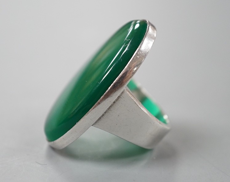A Georg Jensen sterling 925 and oval chrysoprase set dress ring, numbered 90A